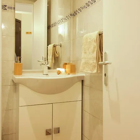 Apartment Near The Station And City Centers Massagno Exterior photo
